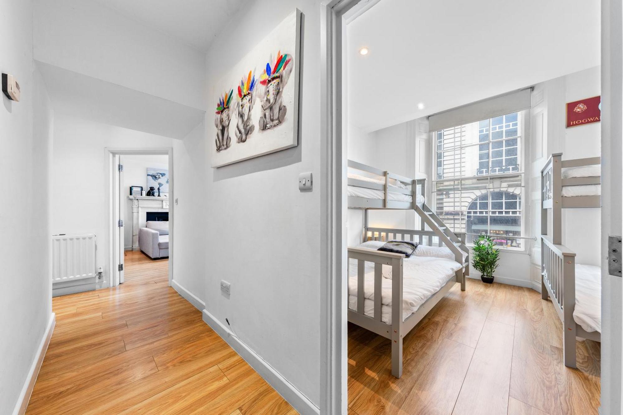 3-Bedroom Flat In London Sleeps 14 Hy1 Eksteriør bilde